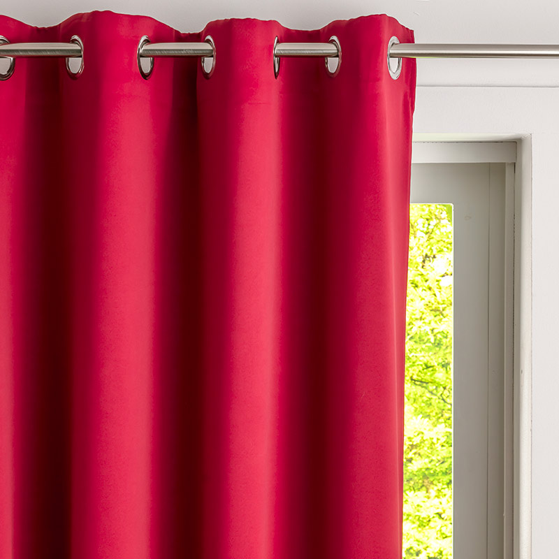 rideau rouge occultant